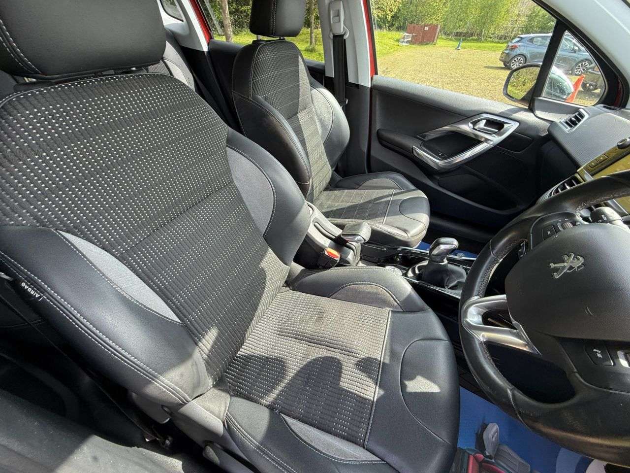 2016 PEUGEOT 2008 2016 PEUGEOT 2008