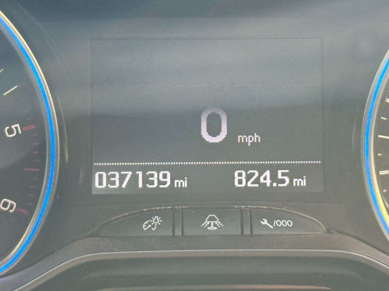 2016 PEUGEOT 2008 2016 PEUGEOT 2008