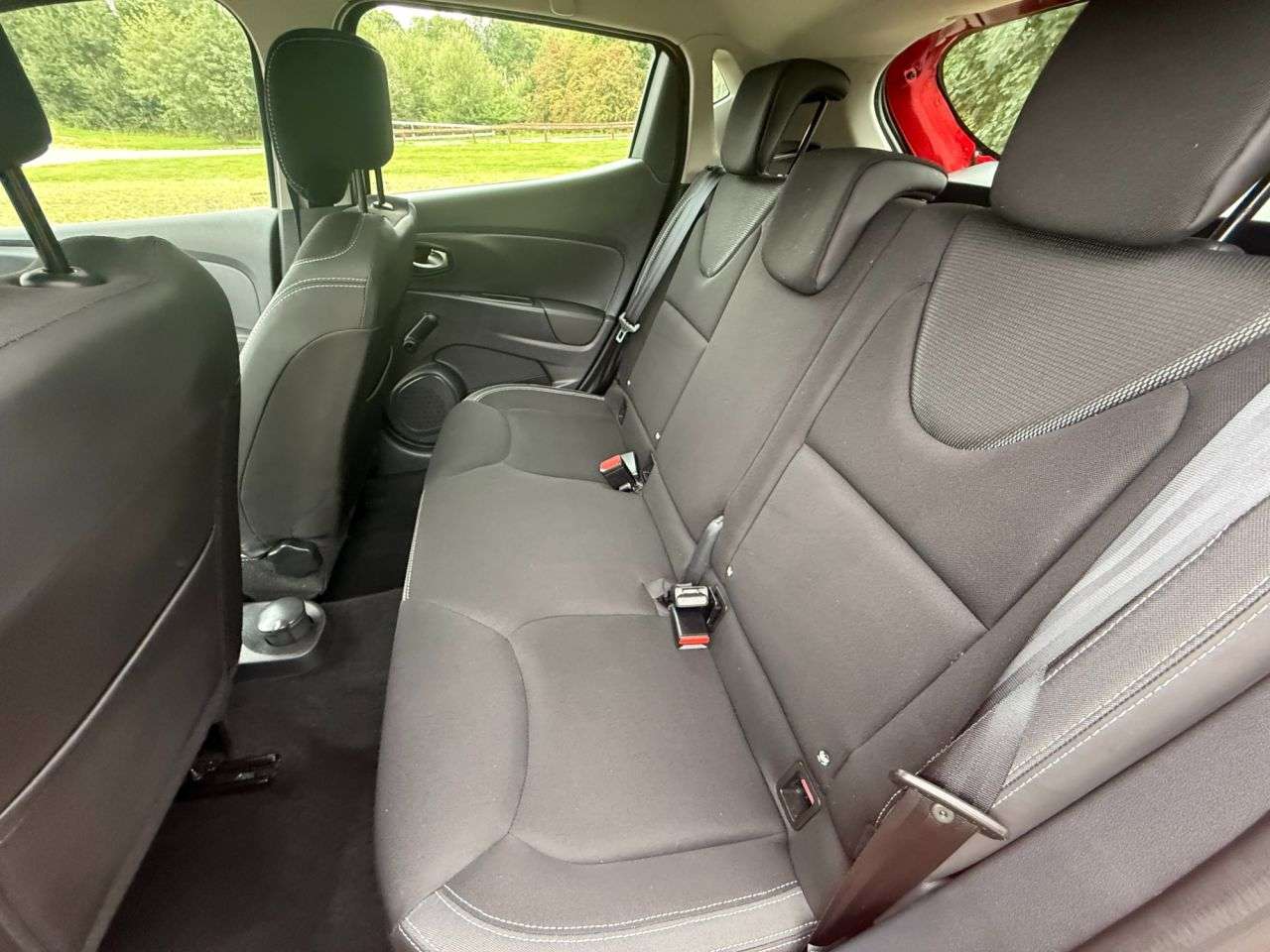 2016 RENAULT CLIO 2016 RENAULT CLIO