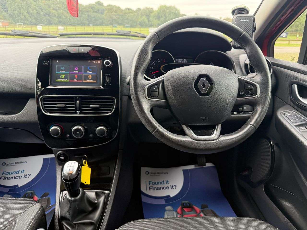 2016 RENAULT CLIO 2016 RENAULT CLIO