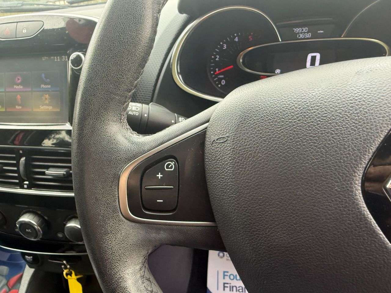 2016 RENAULT CLIO 2016 RENAULT CLIO