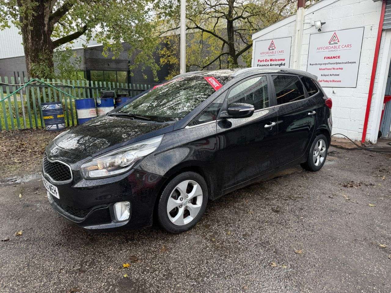2013 KIA CARENS 2013 KIA CARENS