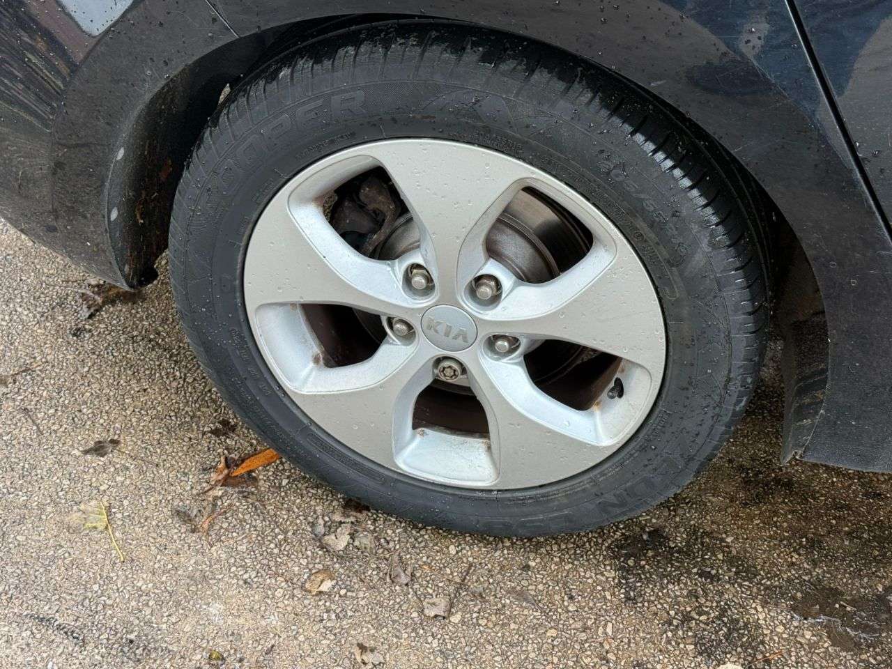 2013 KIA CARENS 2013 KIA CARENS