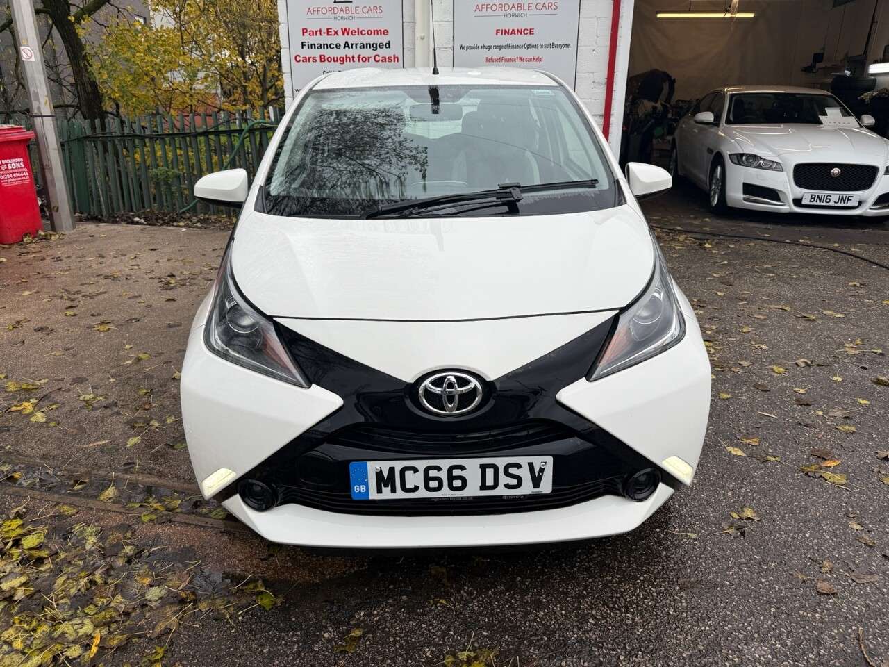 2017 TOYOTA AYGO 2017 TOYOTA AYGO