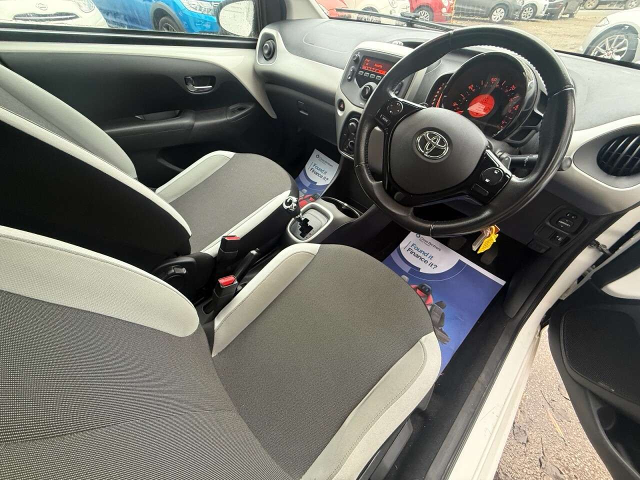 2017 TOYOTA AYGO 2017 TOYOTA AYGO