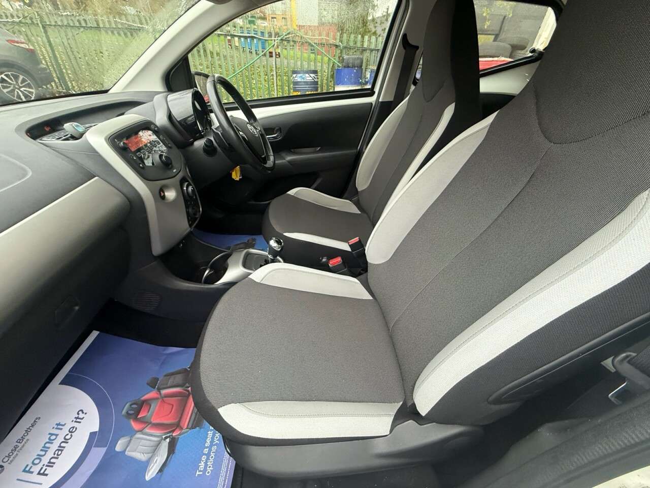 2017 TOYOTA AYGO 2017 TOYOTA AYGO