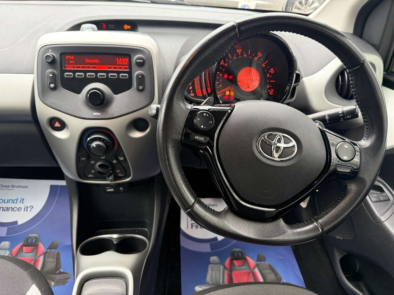 2017 TOYOTA AYGO 2017 TOYOTA AYGO
