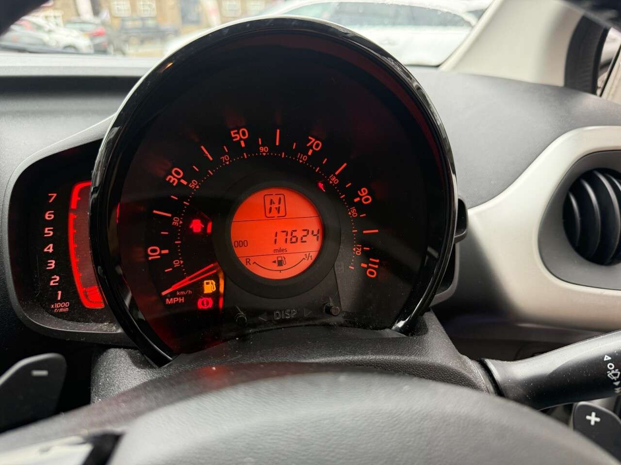 2017 TOYOTA AYGO 2017 TOYOTA AYGO