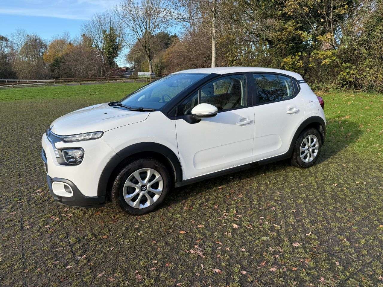 A 2023 CITROEN C3 1.2 PureTech YOU! Hatchback 5dr Petrol Manual Euro 6 (s/s) (83 ps) Full Ser A 2023 CITROEN C3 1.2 PureTech YOU! Hatchback 5dr Petrol Manual Euro 6 (s/s) (83 ps) Full Ser