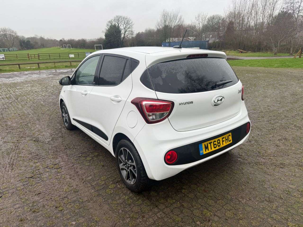 A 2018 HYUNDAI I10 1.0 GO! SE Hatchback 5dr Petrol Manual Euro 6 (67 ps) Full Service History A 2018 HYUNDAI I10 1.0 GO! SE Hatchback 5dr Petrol Manual Euro 6 (67 ps) Full Service History