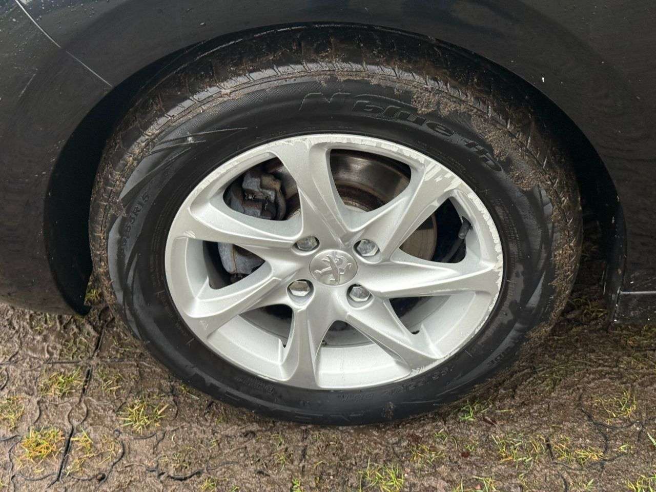 2017 PEUGEOT 208 2017 PEUGEOT 208