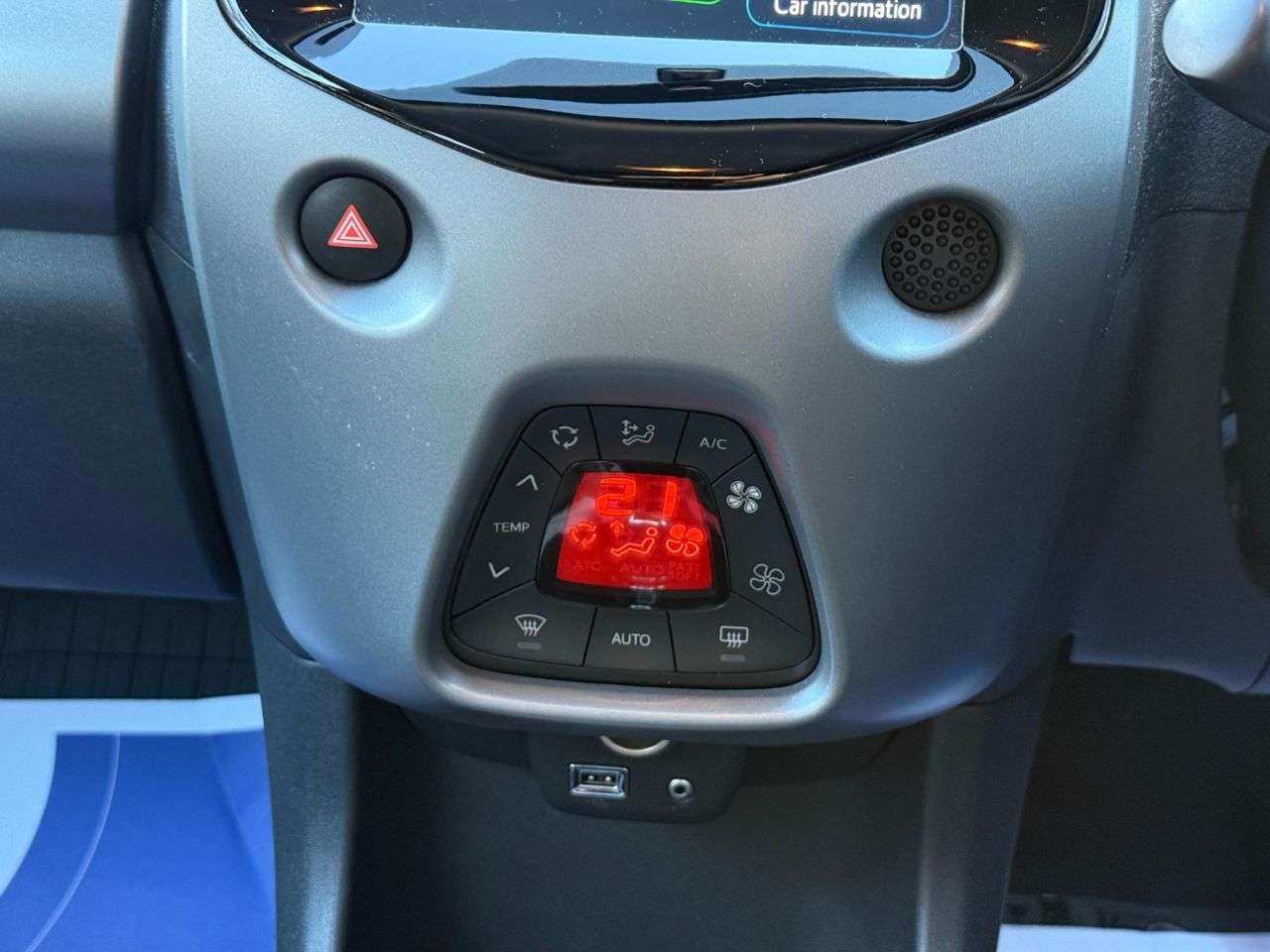 2019 TOYOTA AYGO 2019 TOYOTA AYGO