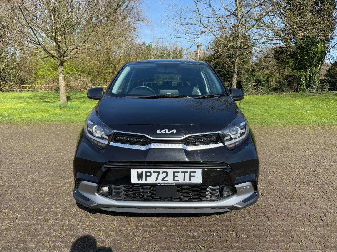 A 2023 KIA PICANTO 1.0 DPi X-Line S Hatchback 5dr Petrol AMT Euro 6 (s/s) (66 bhp) A 2023 KIA PICANTO 1.0 DPi X-Line S Hatchback 5dr Petrol AMT Euro 6 (s/s) (66 bhp)
