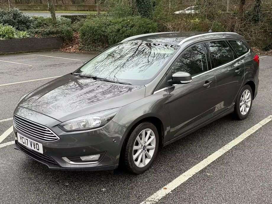 Check out this Ford Focus 2017 Petrol Manual