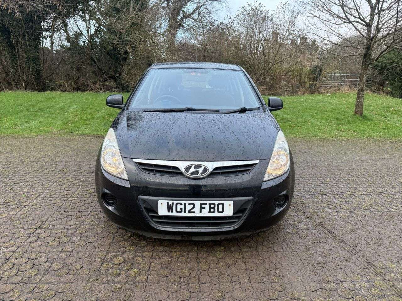 A 2012 HYUNDAI I20 1.2 Comfort Hatchback 5dr Petrol Manual Euro 5 (77 bhp) A 2012 HYUNDAI I20 1.2 Comfort Hatchback 5dr Petrol Manual Euro 5 (77 bhp)