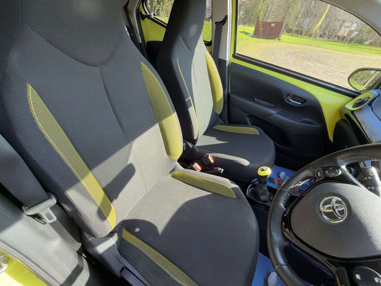 2016 TOYOTA AYGO 2016 TOYOTA AYGO