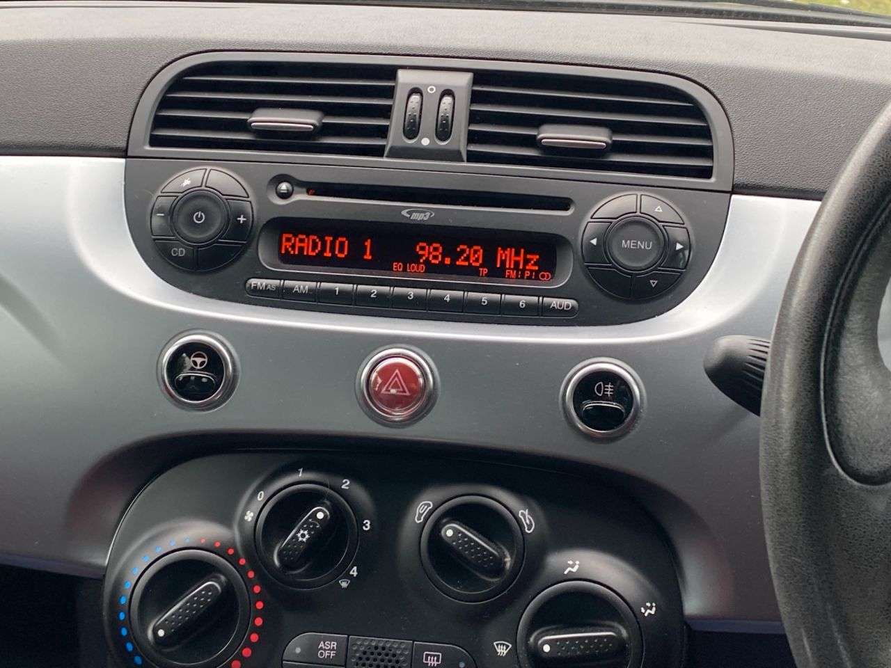 2014 FIAT 500 2014 FIAT 500