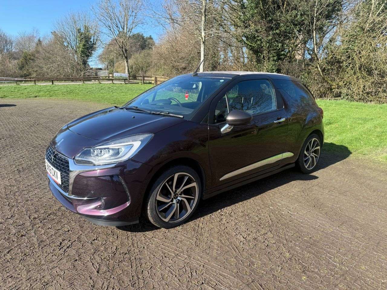 A 2016 DS AUTOMOBILES DS 3 CABRIO 1.2 PureTech Prestige Cabriolet 2dr Petrol Manual Euro 6 (s/s) (130 ps) A 2016 DS AUTOMOBILES DS 3 CABRIO 1.2 PureTech Prestige Cabriolet 2dr Petrol Manual Euro 6 (s/s) (130 ps)