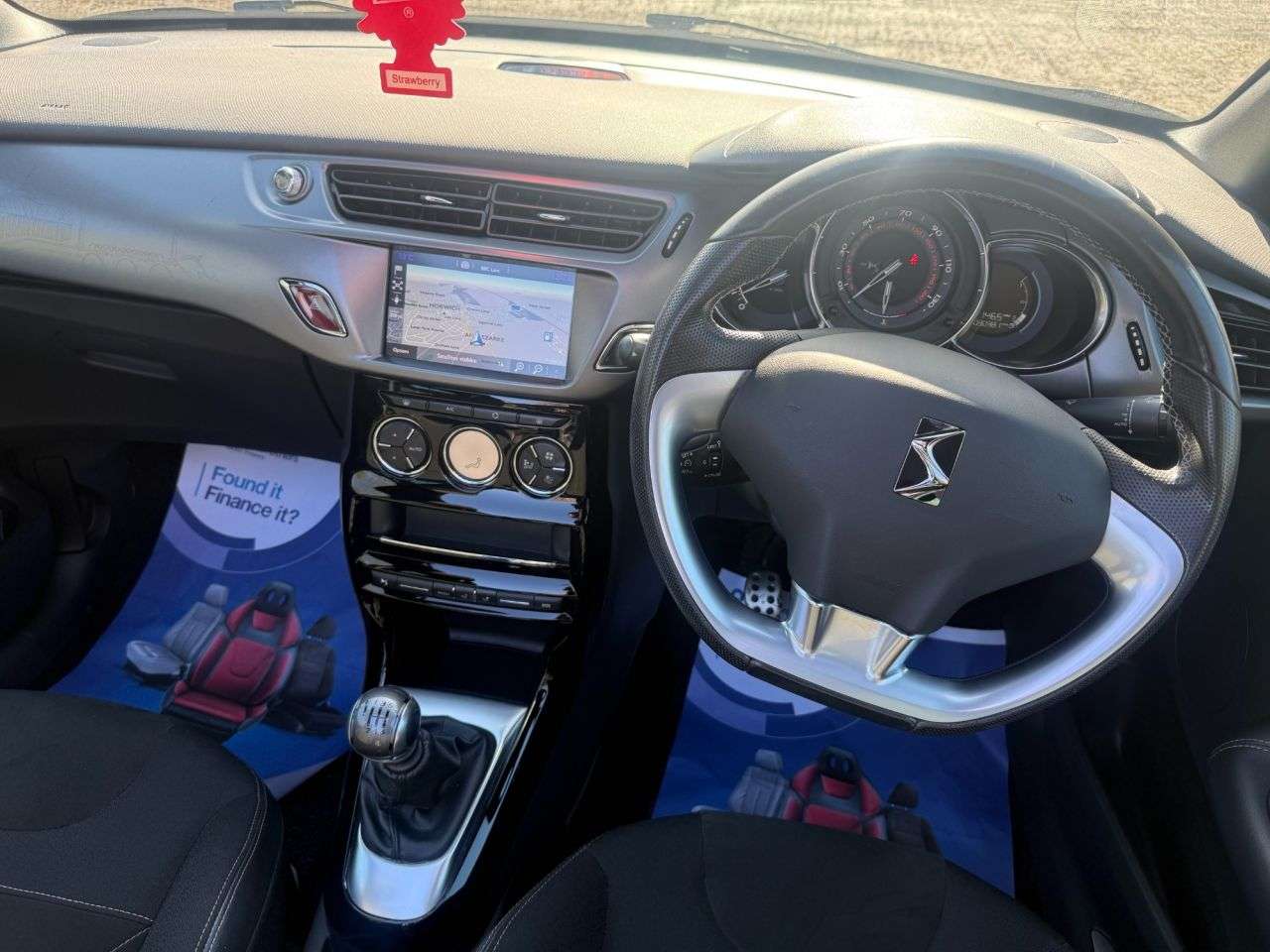 2016 DS AUTOMOBILES DS 3 CABRIO 2016 DS AUTOMOBILES DS 3 CABRIO