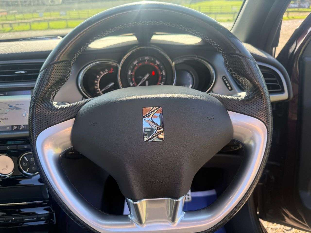 2016 DS AUTOMOBILES DS 3 CABRIO 2016 DS AUTOMOBILES DS 3 CABRIO