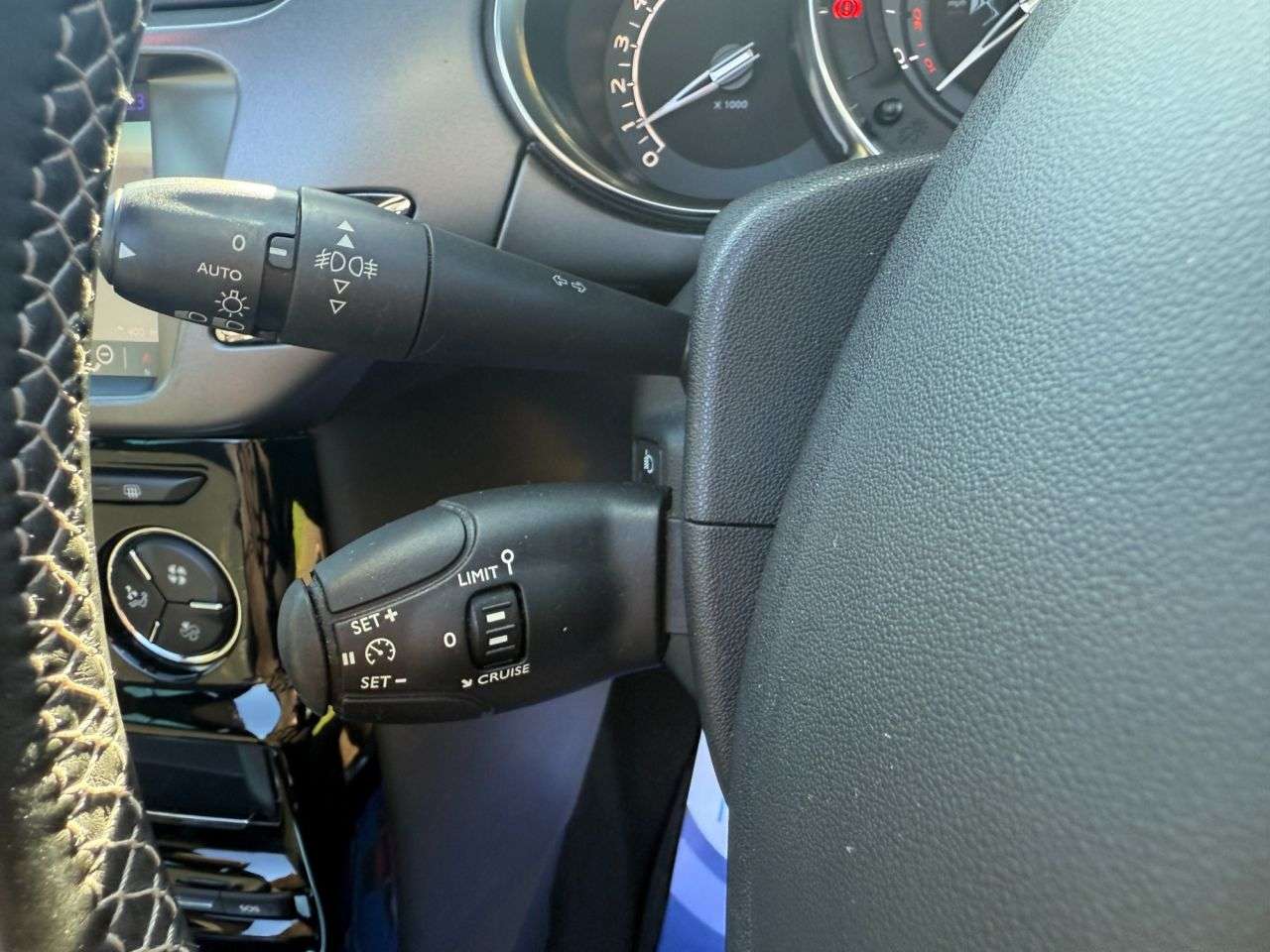 2016 DS AUTOMOBILES DS 3 CABRIO 2016 DS AUTOMOBILES DS 3 CABRIO