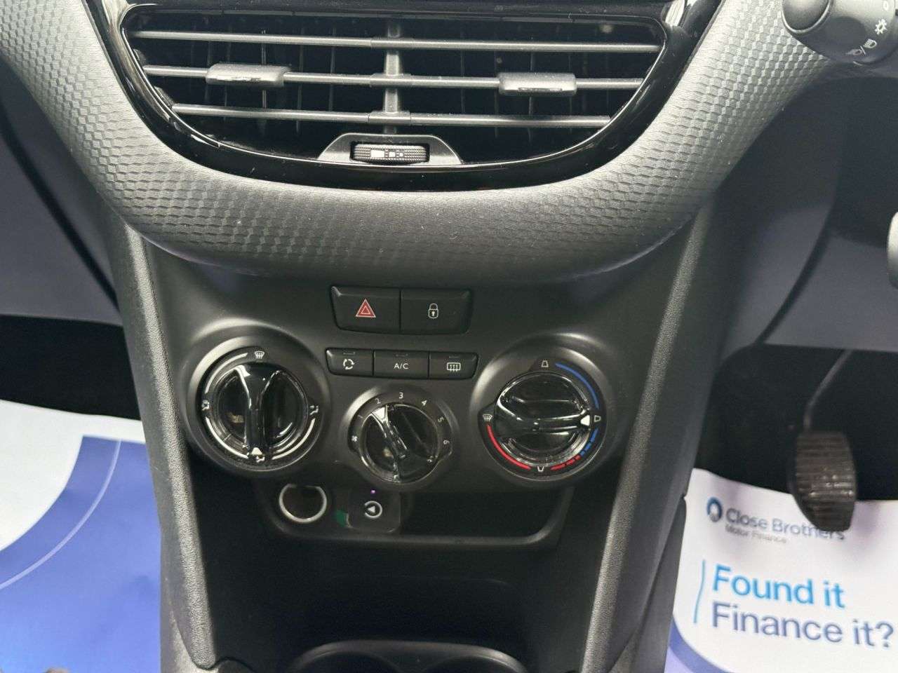 2018 PEUGEOT 208 2018 PEUGEOT 208