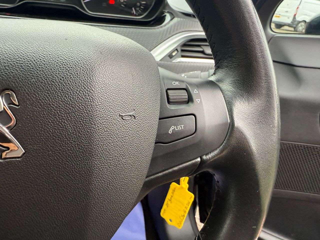 2018 PEUGEOT 208 2018 PEUGEOT 208