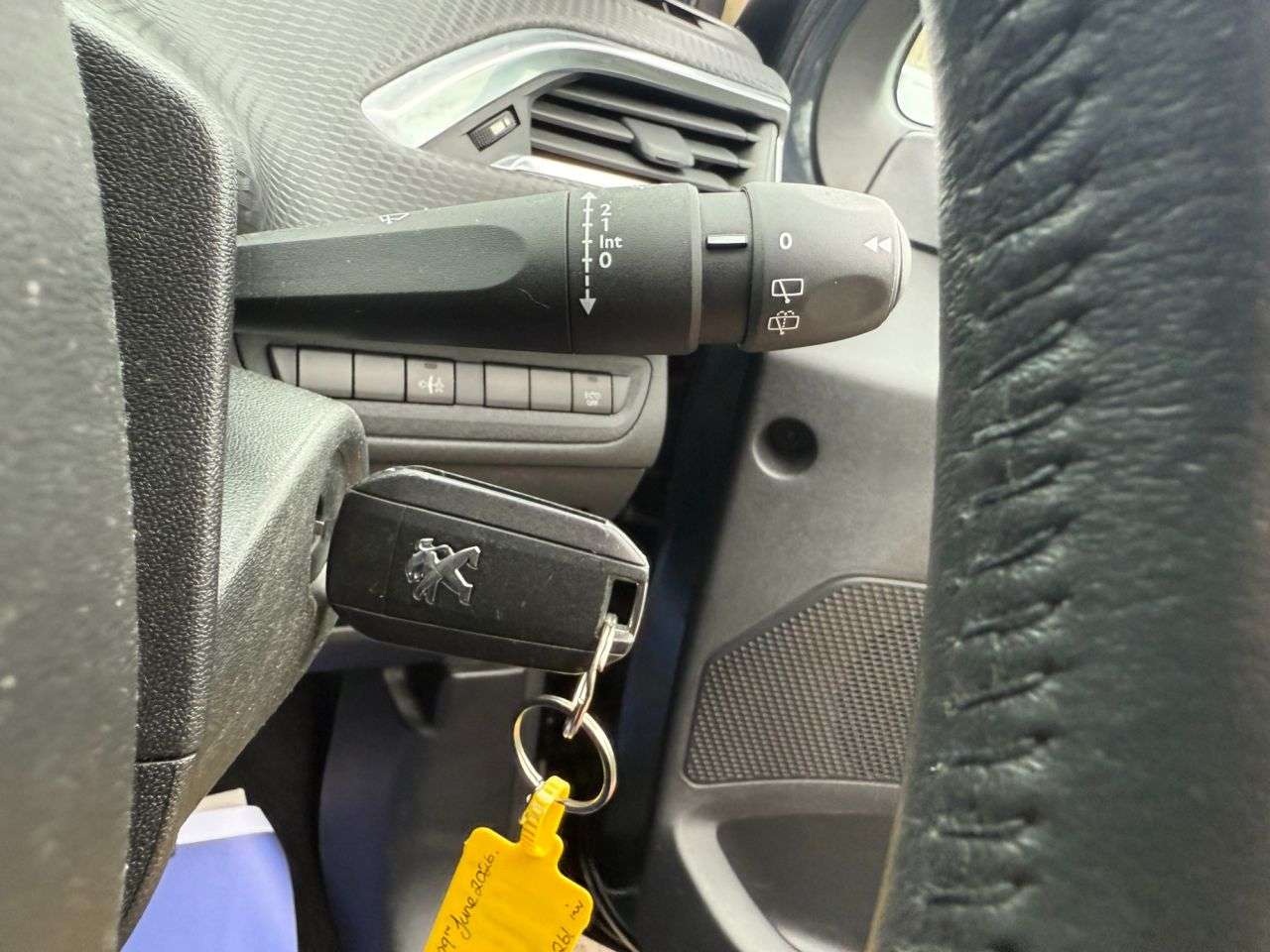 2018 PEUGEOT 208 2018 PEUGEOT 208