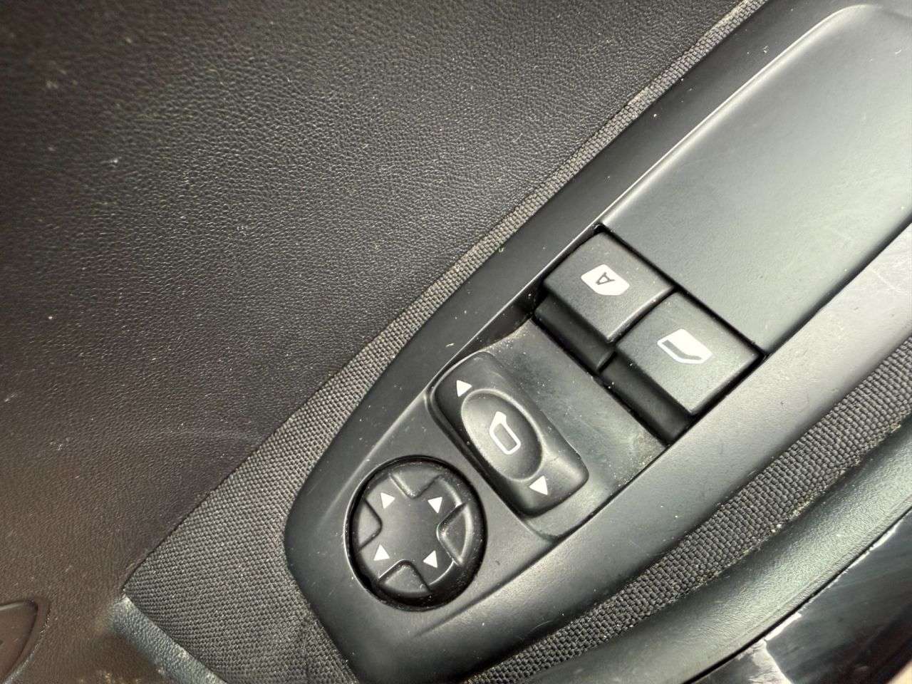 2018 PEUGEOT 208 2018 PEUGEOT 208