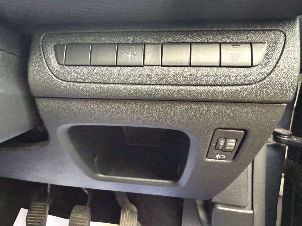 2018 PEUGEOT 208 2018 PEUGEOT 208