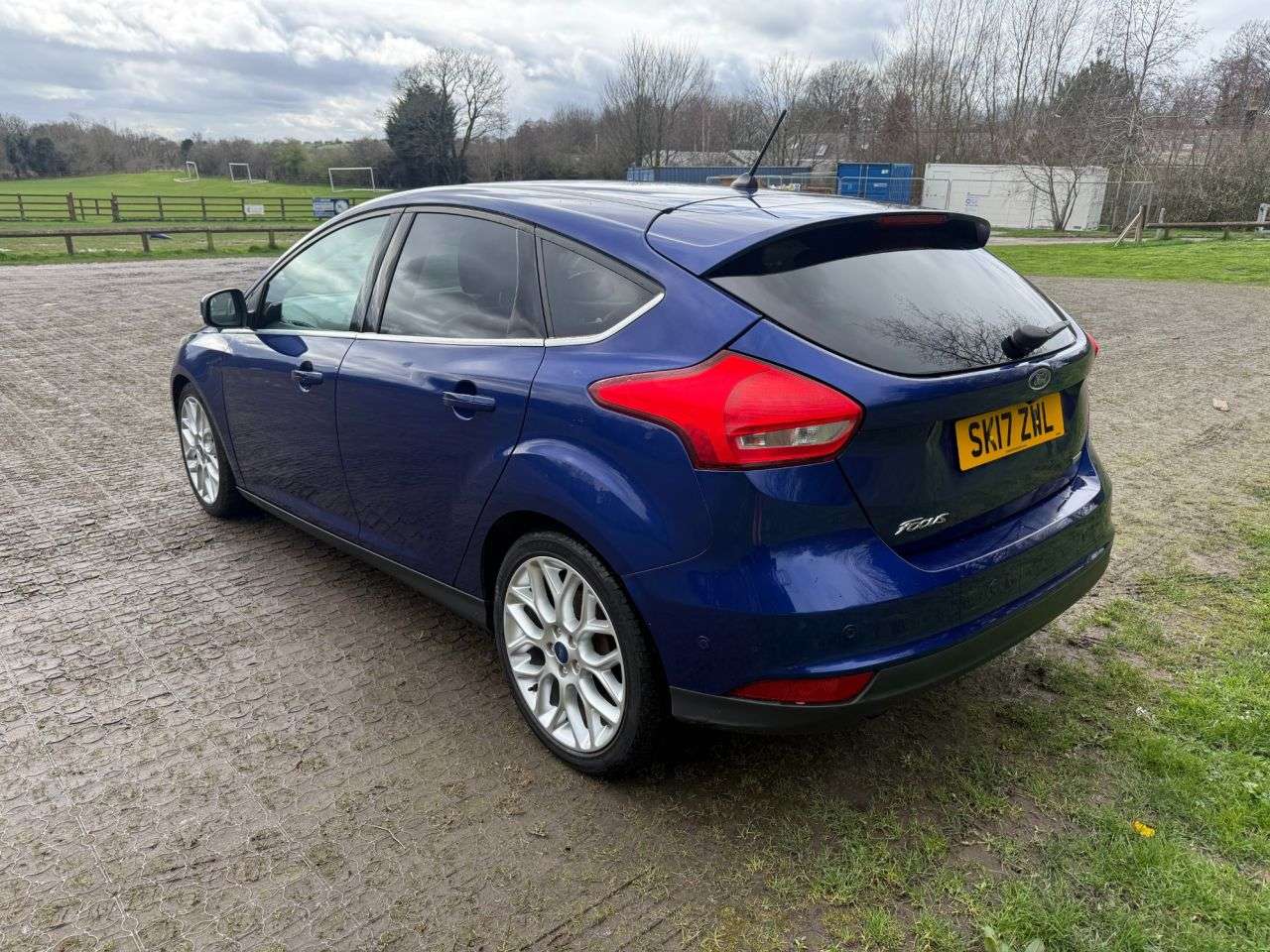 A 2017 FORD FOCUS 1.0T EcoBoost Titanium X Hatchback 5dr Petrol Manual Euro 6 (s/s) (125 ps) A 2017 FORD FOCUS 1.0T EcoBoost Titanium X Hatchback 5dr Petrol Manual Euro 6 (s/s) (125 ps)