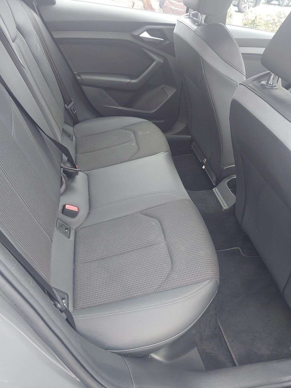 2020 AUDI A1 2020 AUDI A1