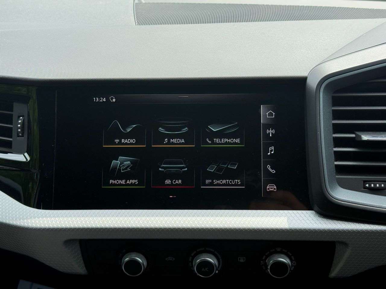 2020 AUDI A1 2020 AUDI A1