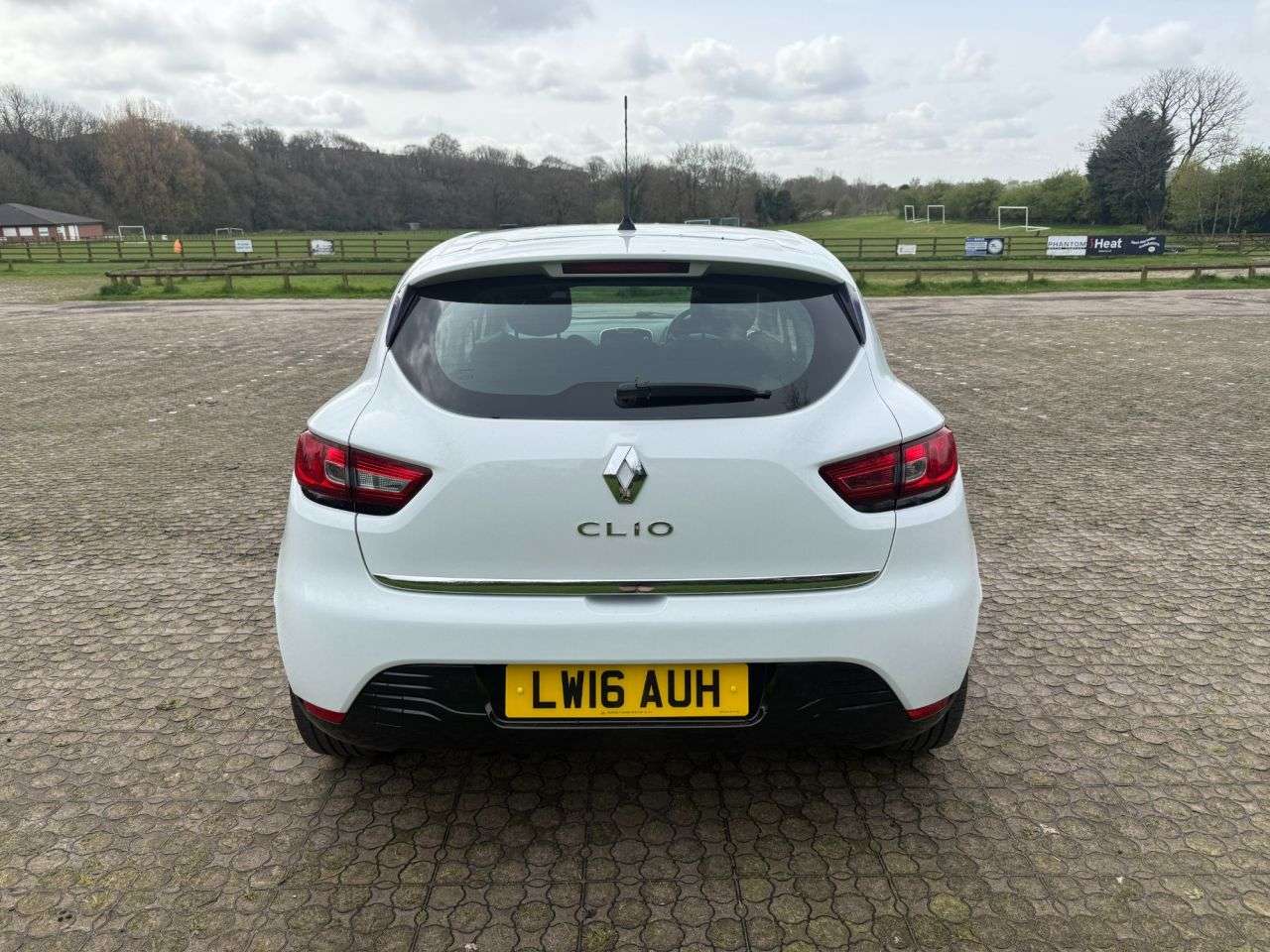 2016 RENAULT CLIO 2016 RENAULT CLIO
