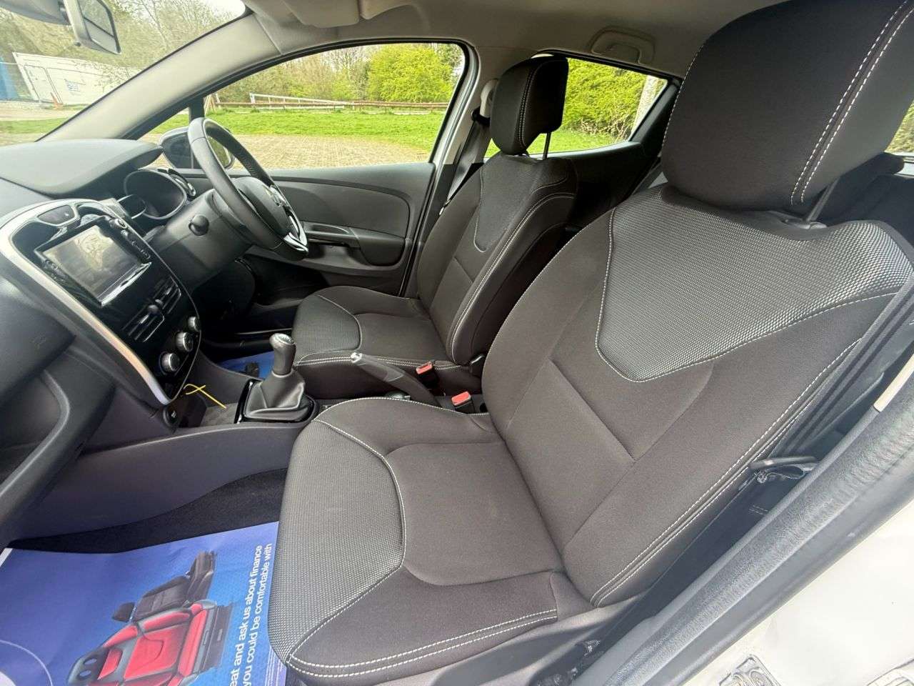 2016 RENAULT CLIO 2016 RENAULT CLIO