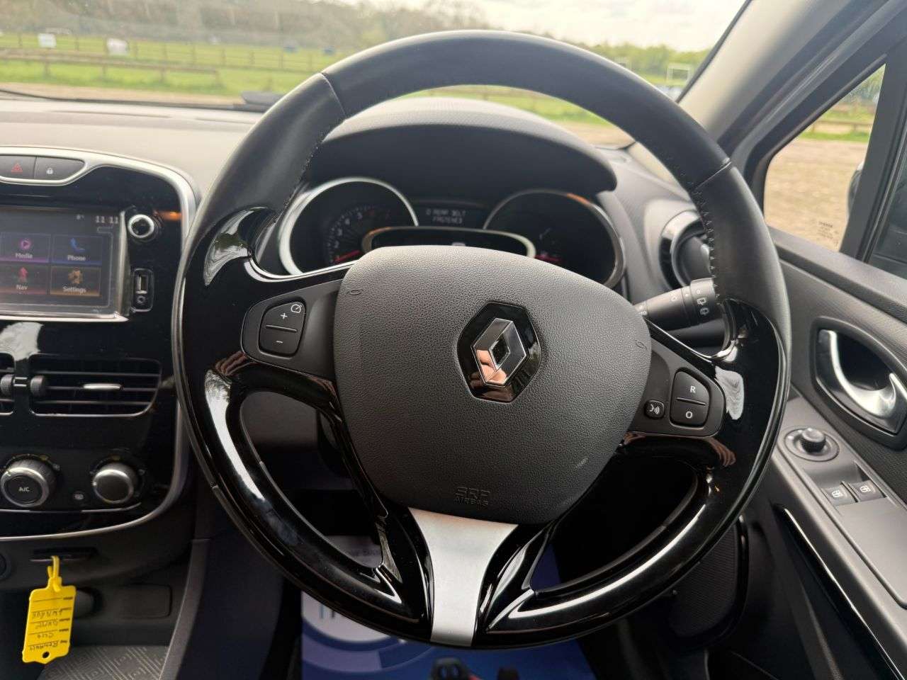 2016 RENAULT CLIO 2016 RENAULT CLIO