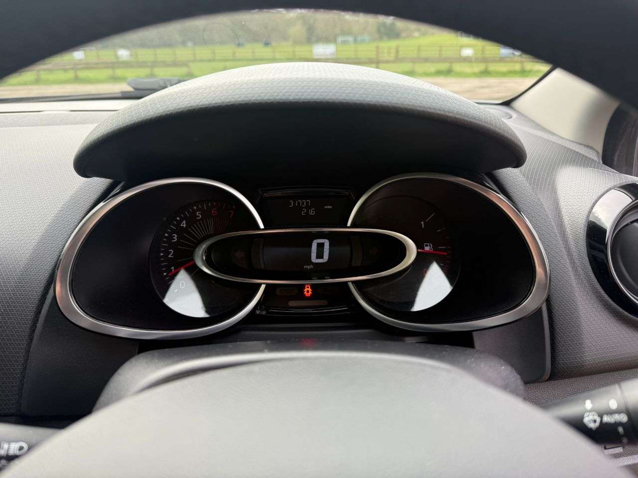 2016 RENAULT CLIO 2016 RENAULT CLIO