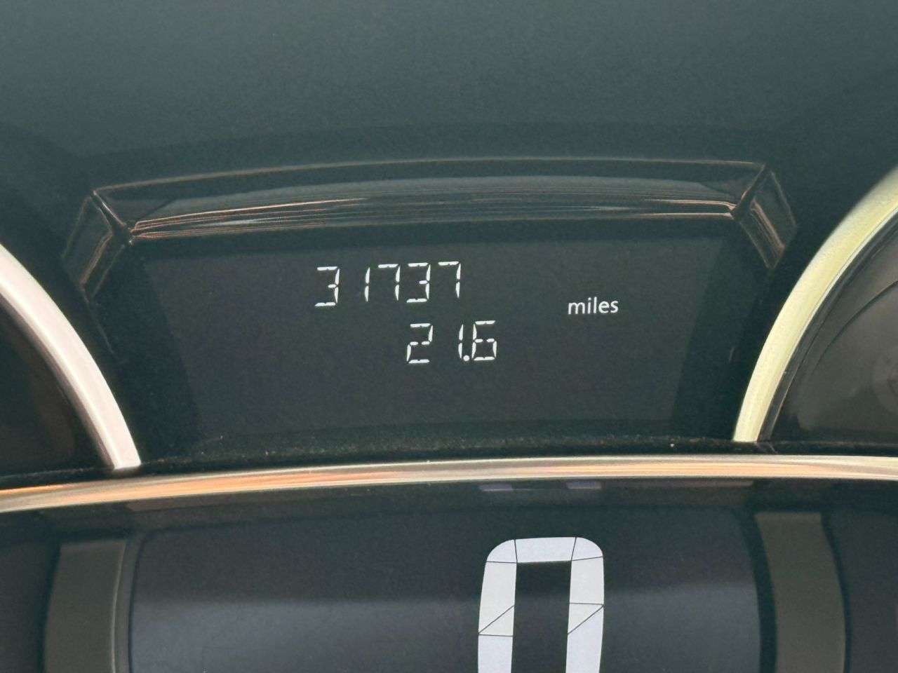 2016 RENAULT CLIO 2016 RENAULT CLIO