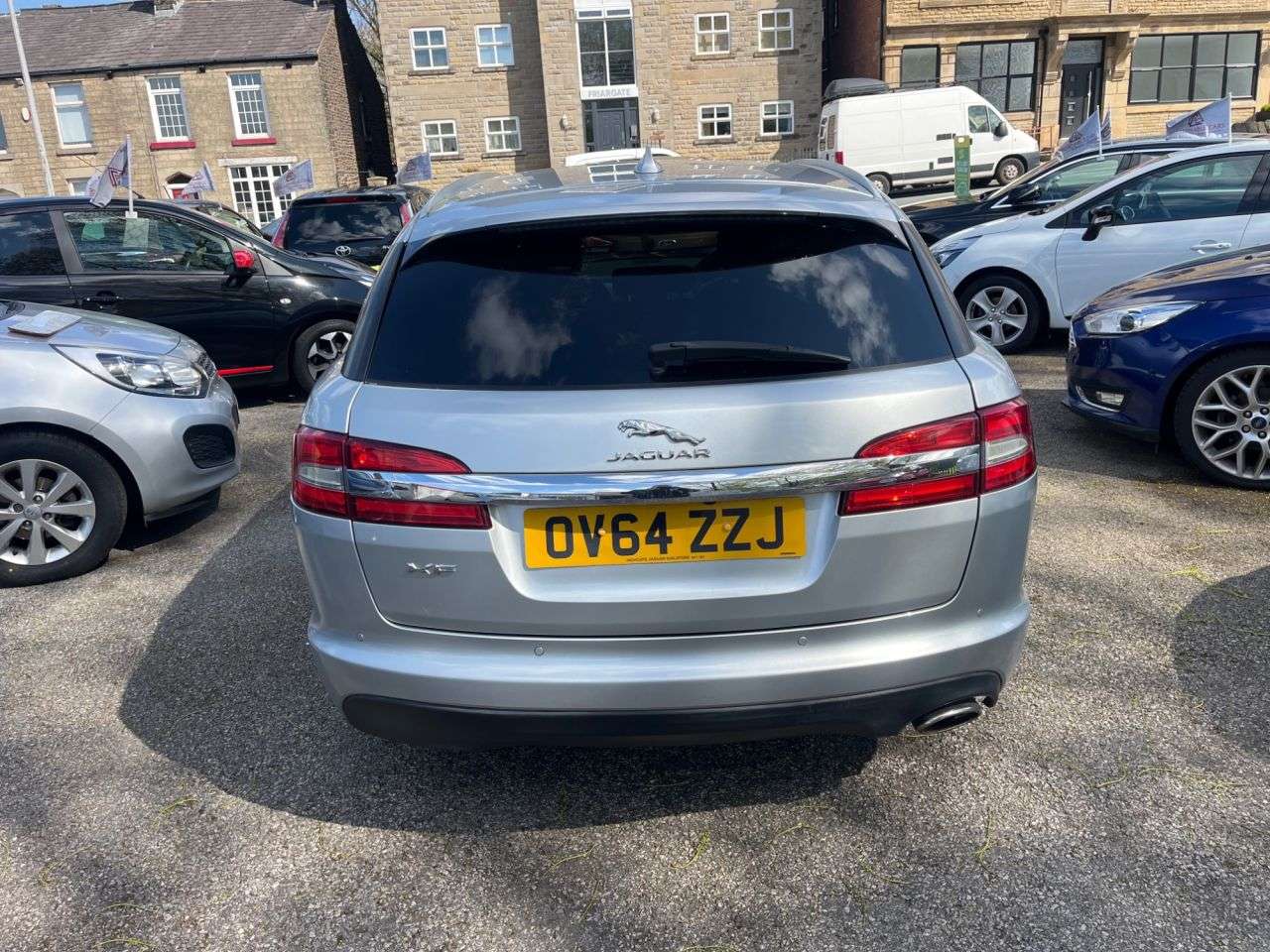 A 2014 JAGUAR XF 2.2d Premium Luxury Sportbrake 5dr Diesel Auto Euro 5 (s/s) (200 ps) A 2014 JAGUAR XF 2.2d Premium Luxury Sportbrake 5dr Diesel Auto Euro 5 (s/s) (200 ps)