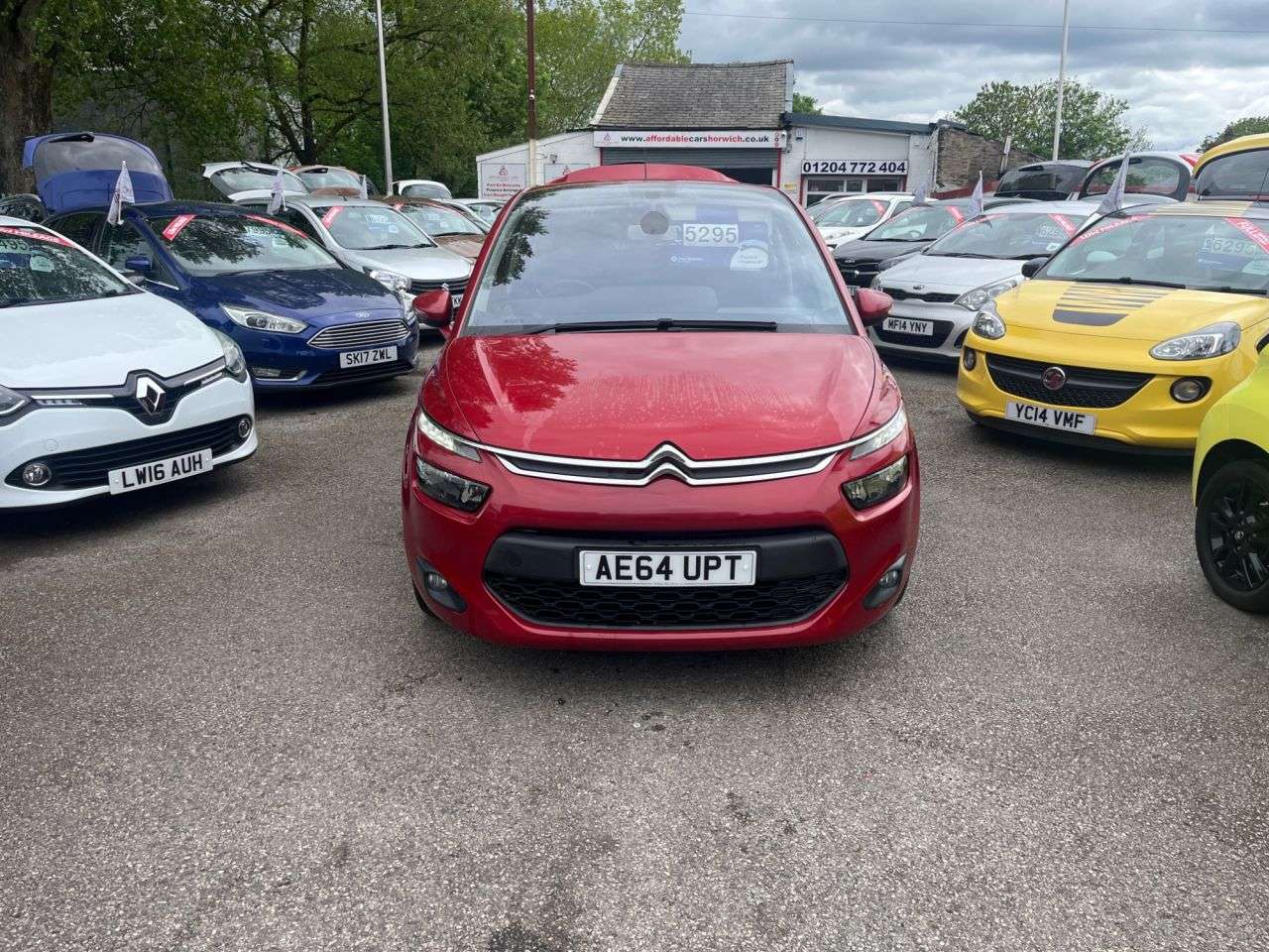A 2014 CITROEN C4 PICASSO 1.6 e-HDi Airdream VTR+ MPV 5dr Diesel ETG6 Euro 5 (s/s) (115 ps) A 2014 CITROEN C4 PICASSO 1.6 e-HDi Airdream VTR+ MPV 5dr Diesel ETG6 Euro 5 (s/s) (115 ps)