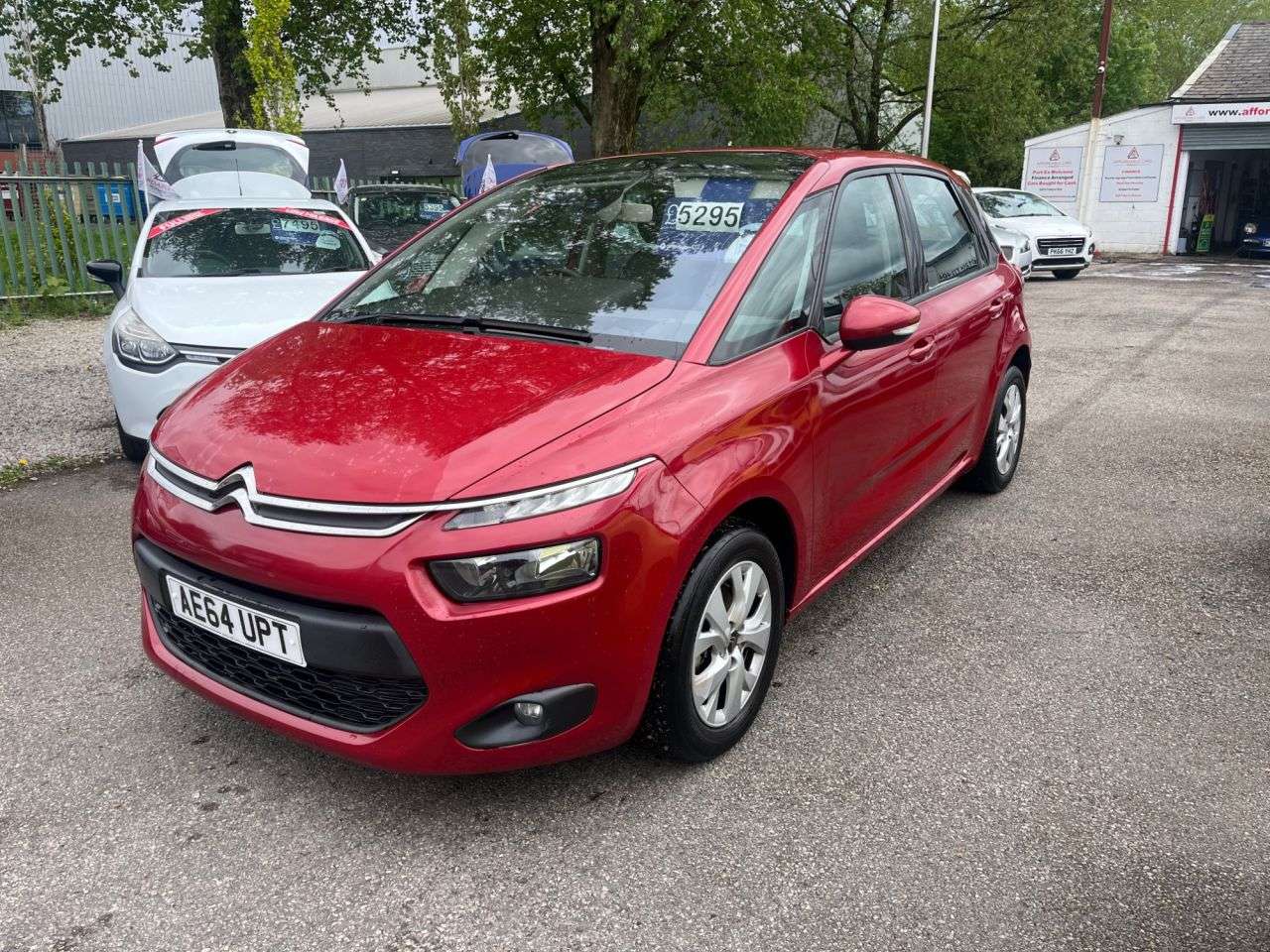 A 2014 CITROEN C4 PICASSO 1.6 e-HDi Airdream VTR+ MPV 5dr Diesel ETG6 Euro 5 (s/s) (115 ps) A 2014 CITROEN C4 PICASSO 1.6 e-HDi Airdream VTR+ MPV 5dr Diesel ETG6 Euro 5 (s/s) (115 ps)