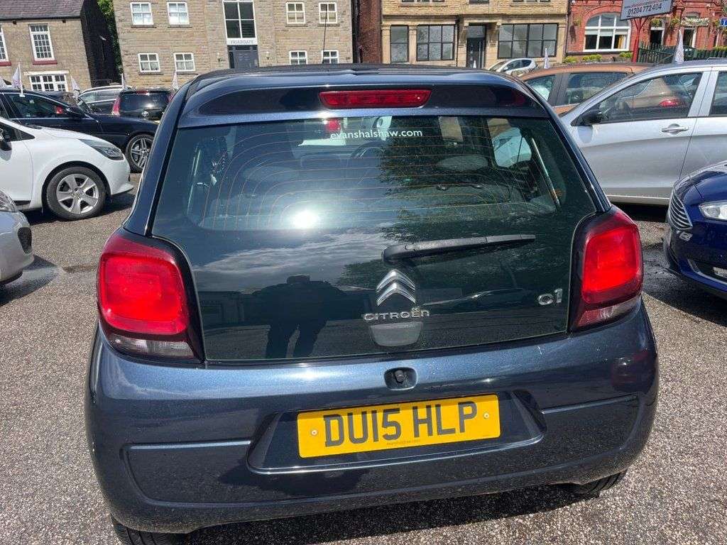 A 2015 CITROEN C1 1.2 PureTech Feel Airscape 5dr Petrol Manual Euro 5 (Euro 5) (82 ps) A 2015 CITROEN C1 1.2 PureTech Feel Airscape 5dr Petrol Manual Euro 5 (Euro 5) (82 ps)