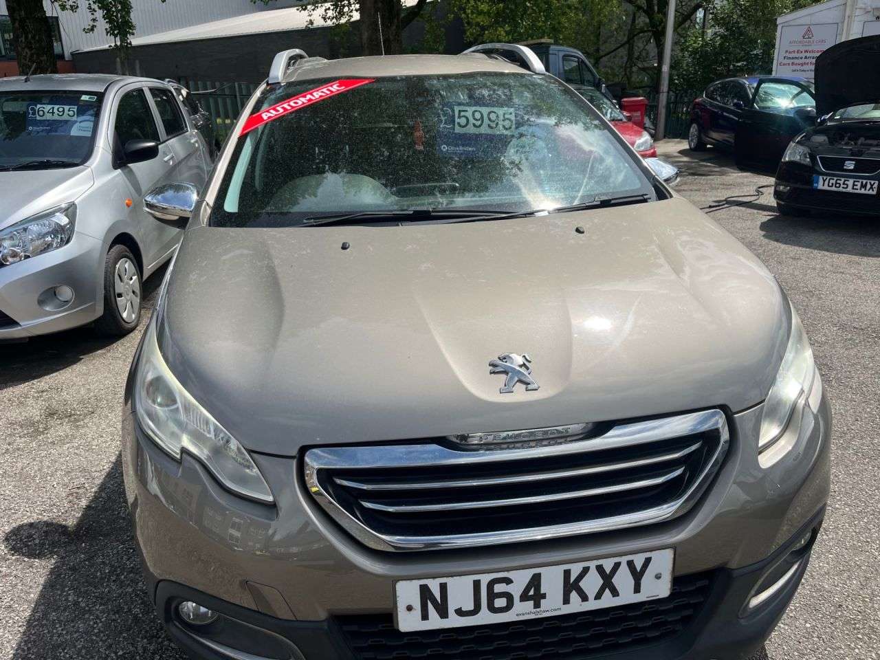 A 2014 PEUGEOT 2008 1.6 e-HDi Allure SUV 5dr Diesel EGC Euro 5 (s/s) (92 ps) A 2014 PEUGEOT 2008 1.6 e-HDi Allure SUV 5dr Diesel EGC Euro 5 (s/s) (92 ps)