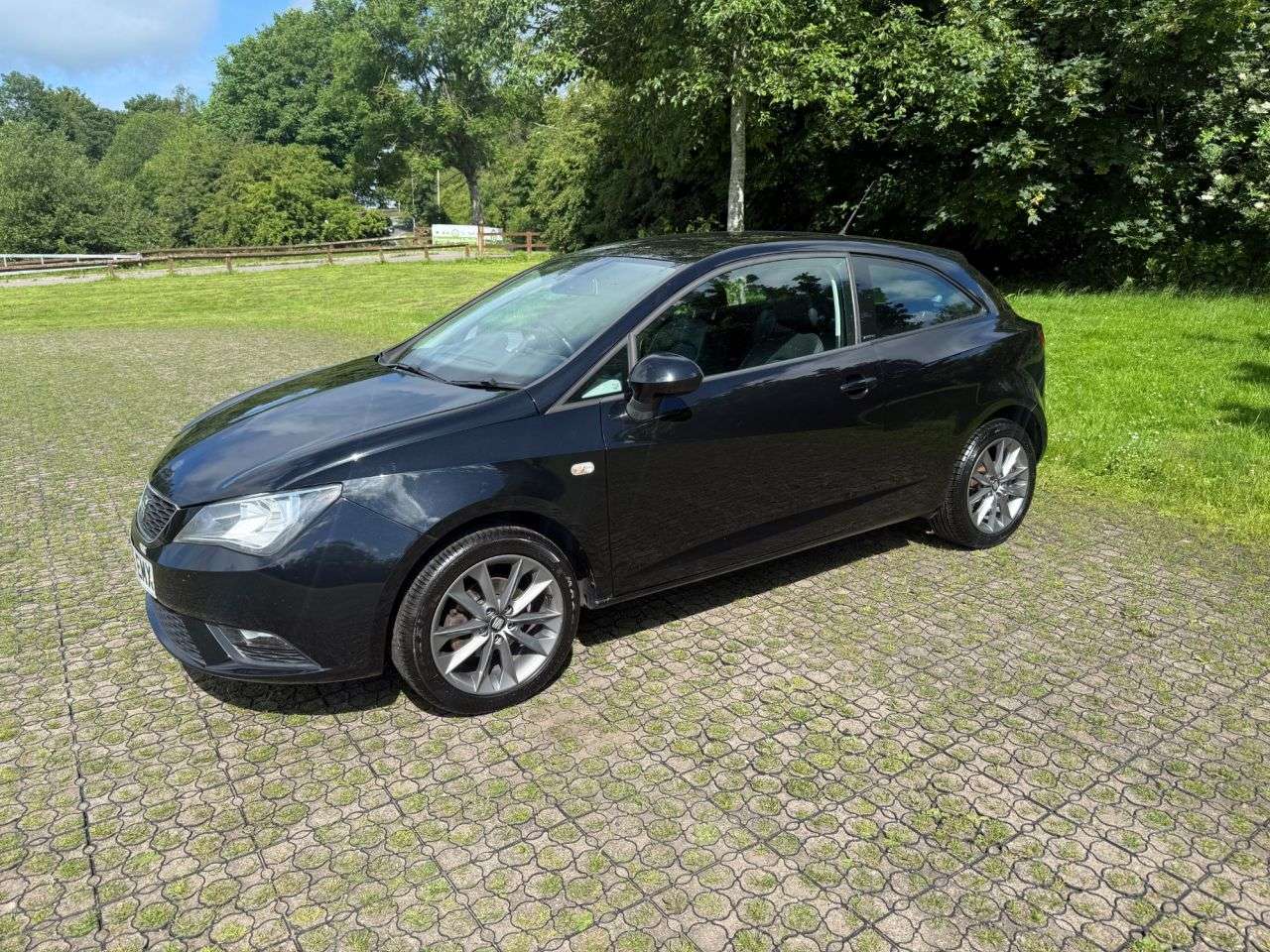 A 2015 SEAT IBIZA 1.2 TSI I TECH Sport Coupe 3dr Petrol Manual Euro 5 (105 ps) A 2015 SEAT IBIZA 1.2 TSI I TECH Sport Coupe 3dr Petrol Manual Euro 5 (105 ps)