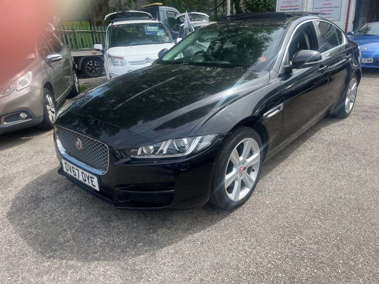A 2017 JAGUAR XE 2.0d Portfolio Saloon 4dr Diesel Auto AWD Euro 6 (s/s) (180 ps) A 2017 JAGUAR XE 2.0d Portfolio Saloon 4dr Diesel Auto AWD Euro 6 (s/s) (180 ps)