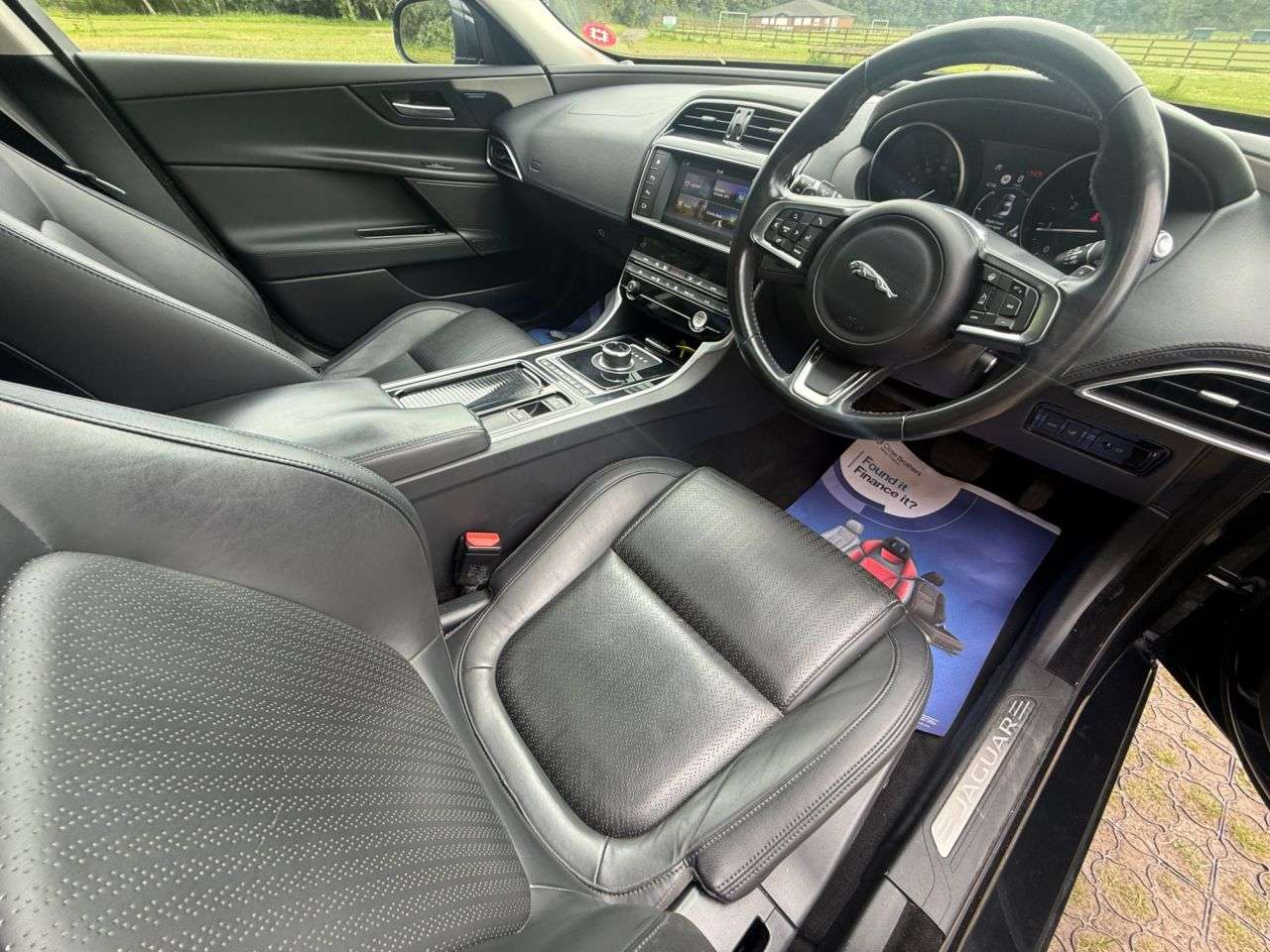 2017 JAGUAR XE 2017 JAGUAR XE