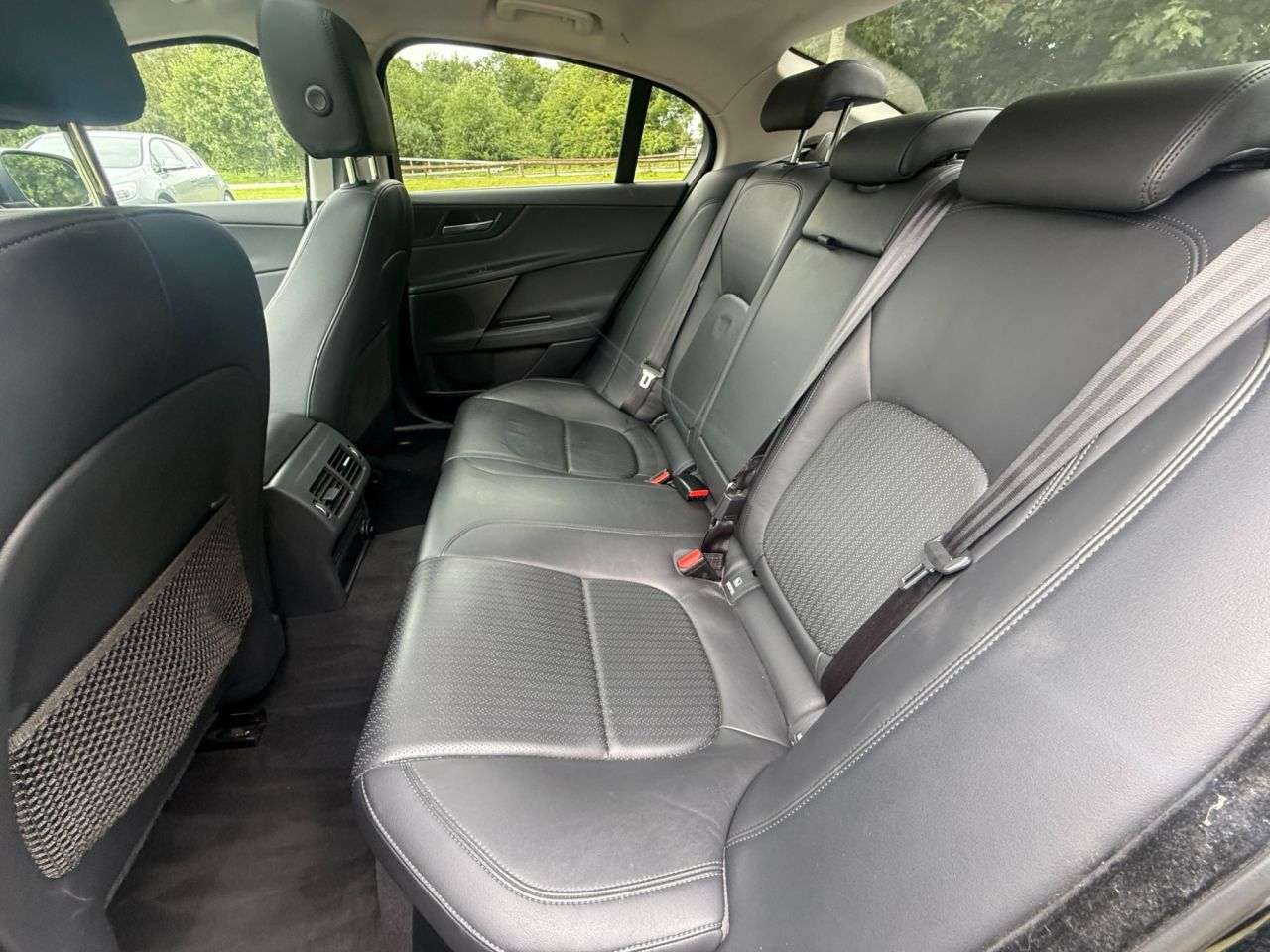 2017 JAGUAR XE 2017 JAGUAR XE