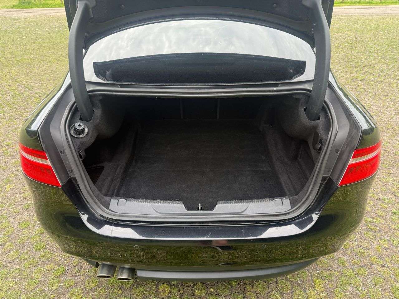 2017 JAGUAR XE 2017 JAGUAR XE