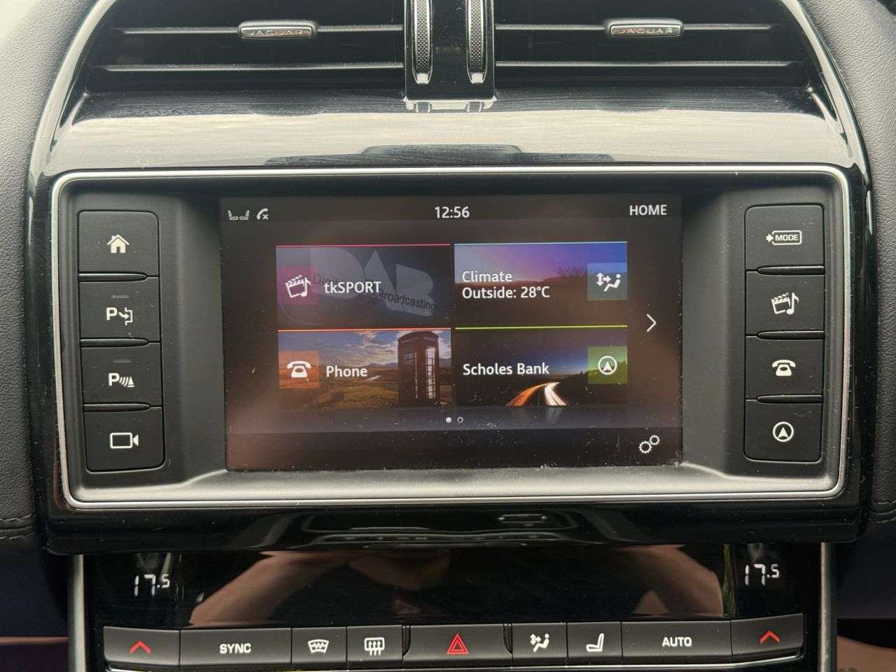 2017 JAGUAR XE 2017 JAGUAR XE