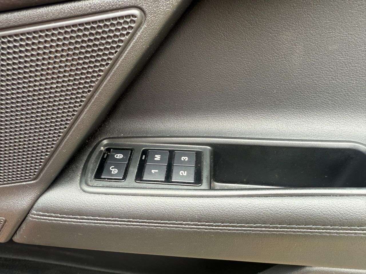 2017 JAGUAR XE 2017 JAGUAR XE